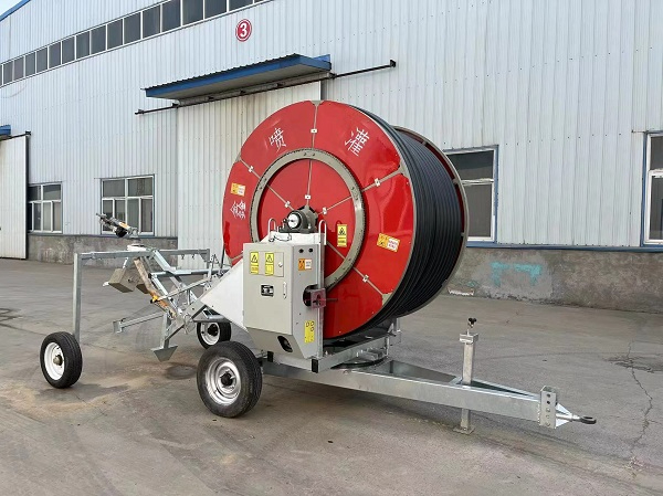 JP90-300型卷盘式喷灌机